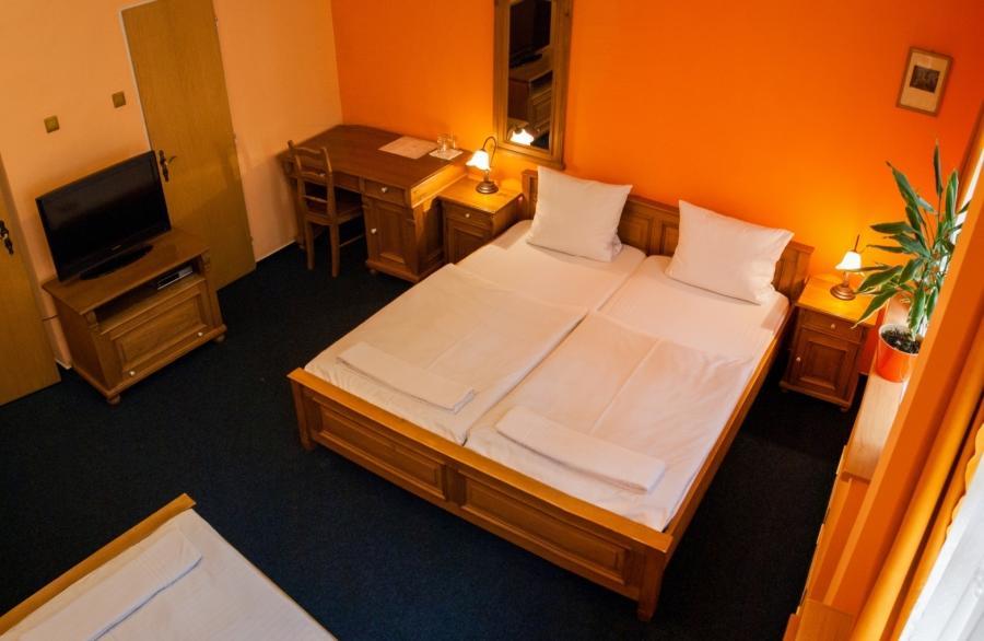 Hotel A Restaurace U Hrncire Kutná Hora Zewnętrze zdjęcie