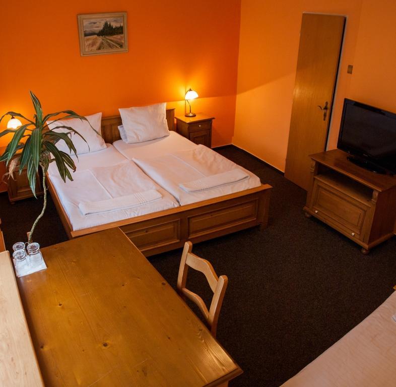 Hotel A Restaurace U Hrncire Kutná Hora Pokój zdjęcie
